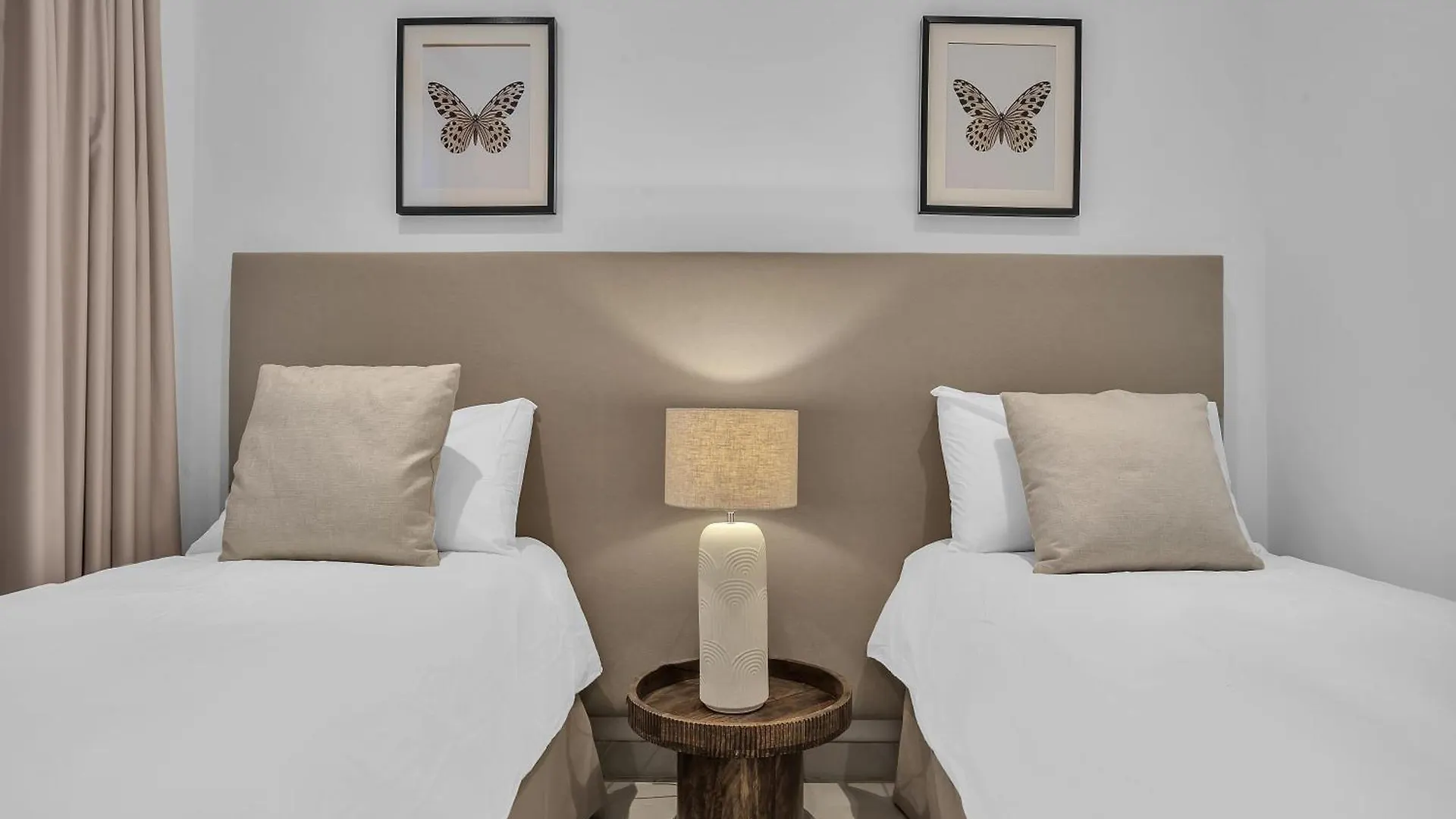 La Viu - Luxury Beachfront Apartment Estepona Espanha