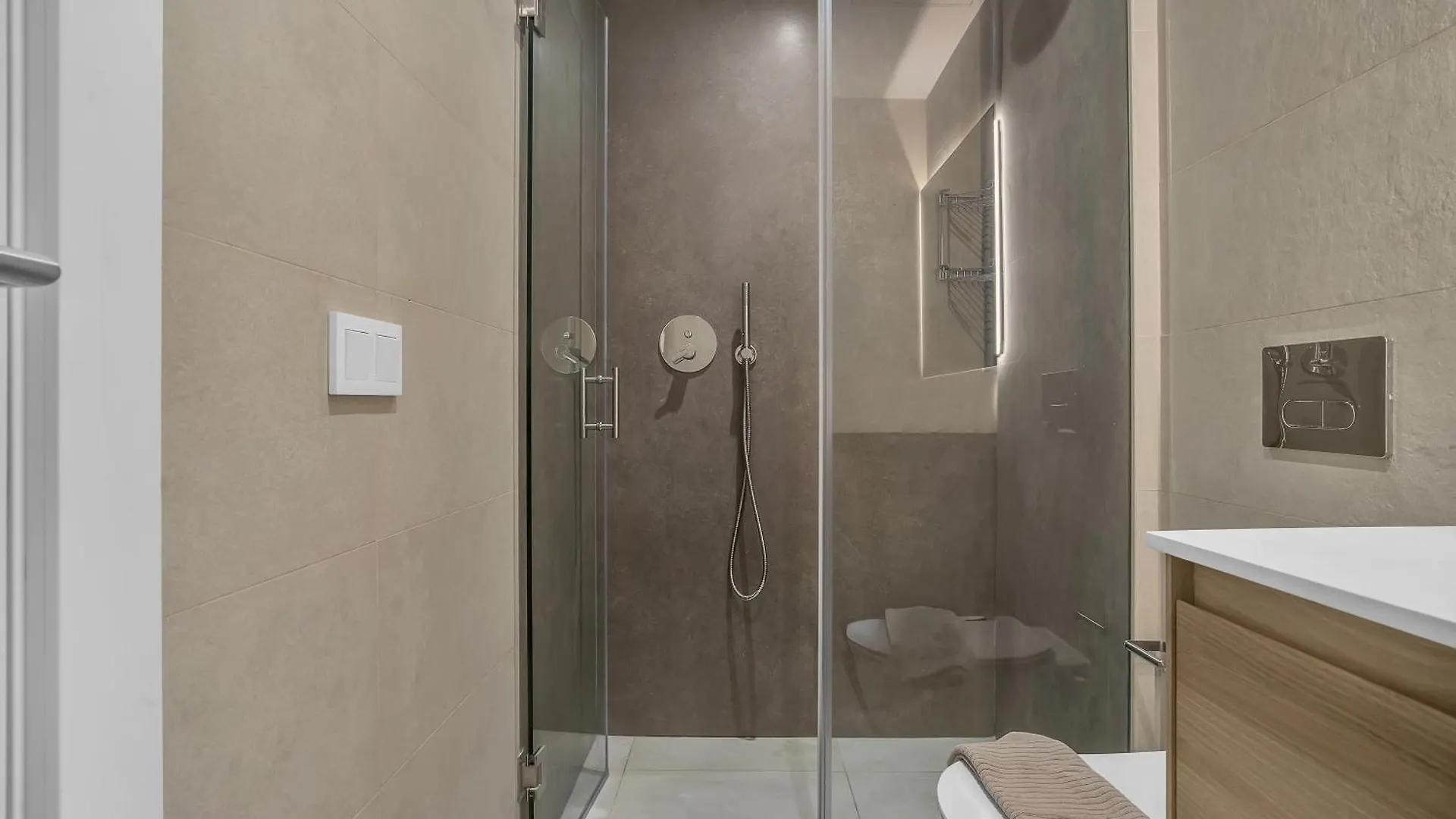 La Viu - Luxury Beachfront Apartment Estepona Spain