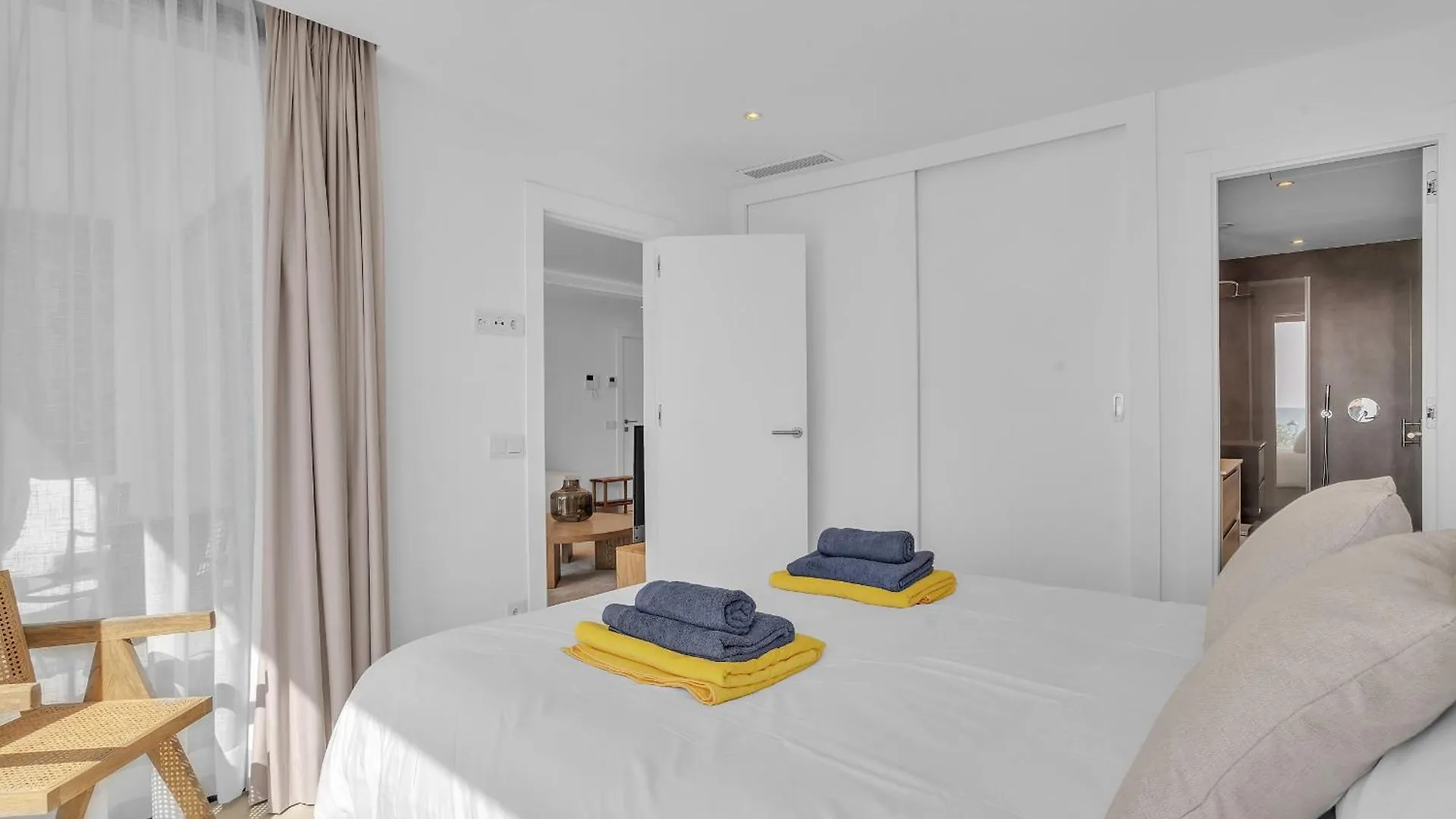 La Viu - Luxury Beachfront Apartment Estepona