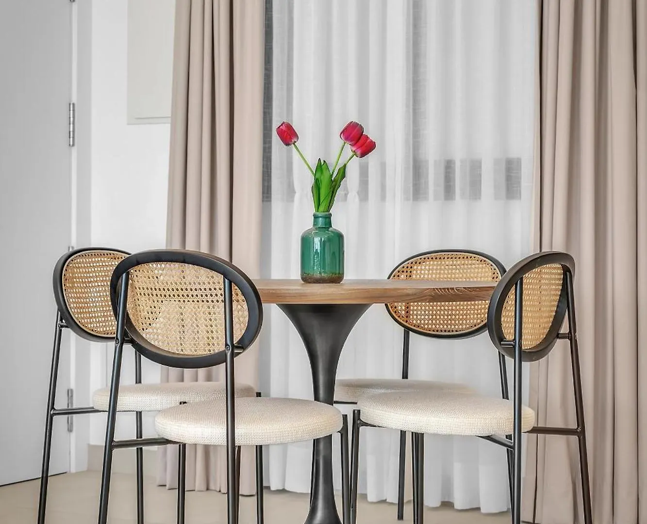La Viu - Luxury Beachfront Apartment Estepona